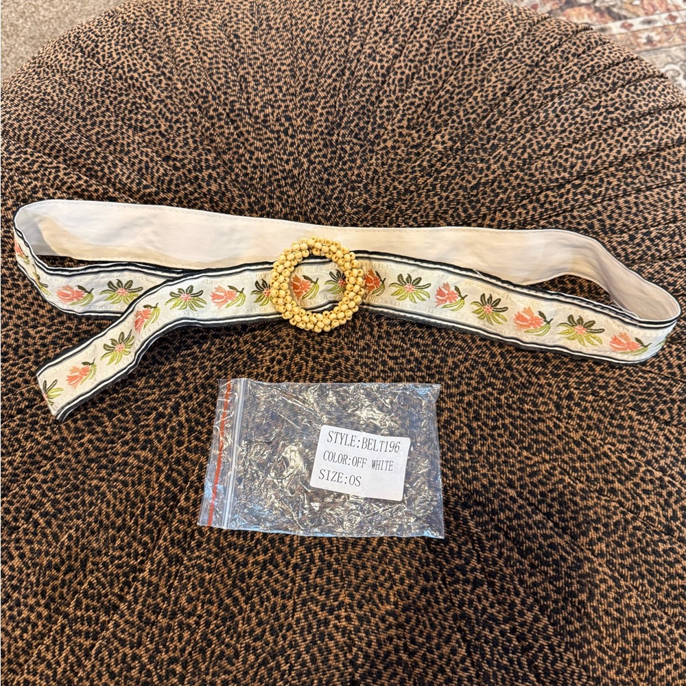 POL Floral Embroidered Belt with Beaded Accent - Picture 3 of 5